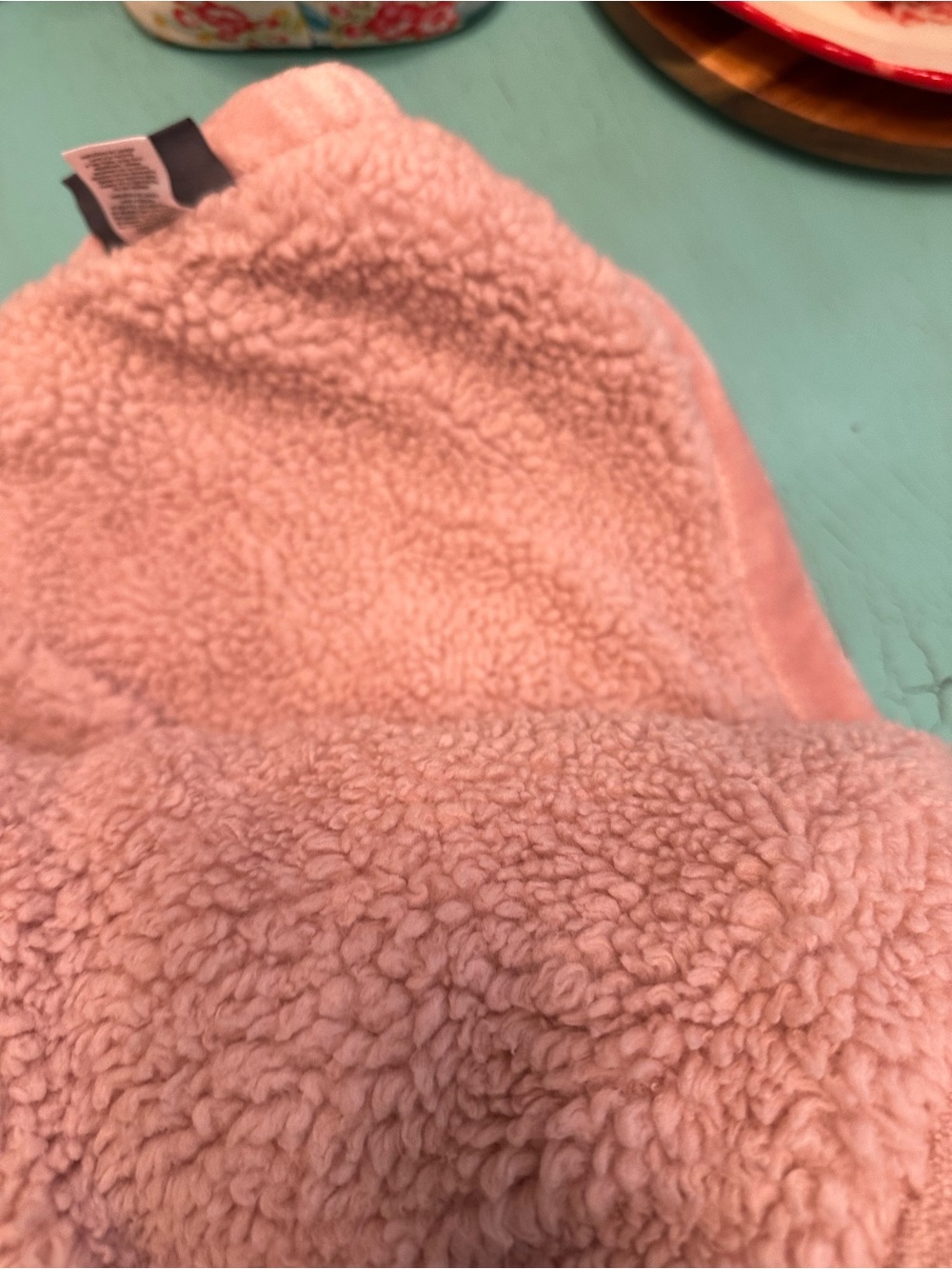 Berkshire Pink Plush Soft Throw Blanket - Picture 2 of 6